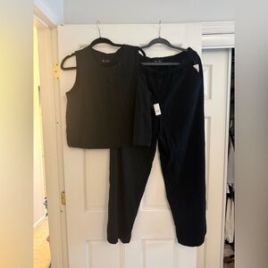 Gap black matching set